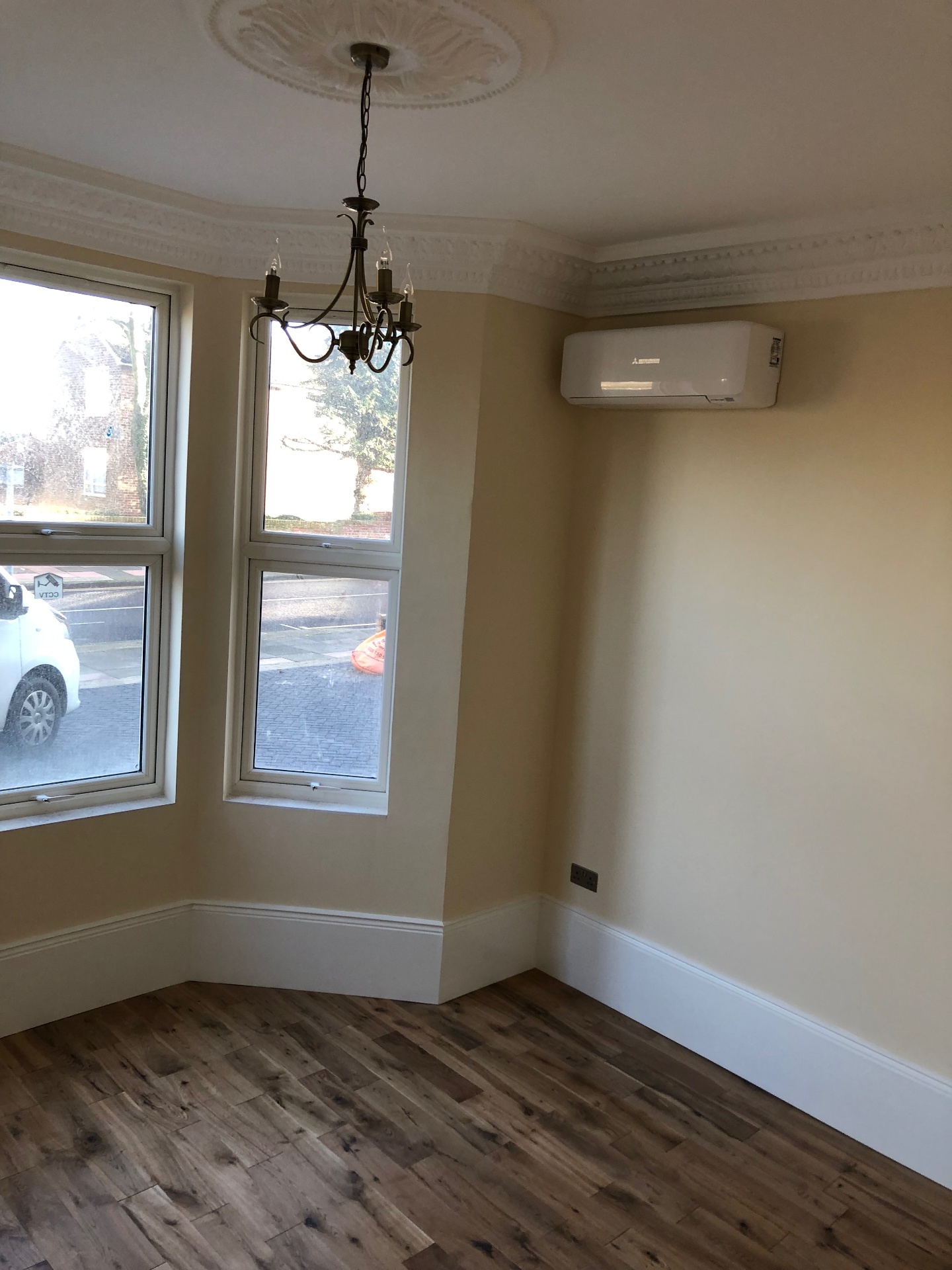 Double bedroom with private ensuite - Tulip Court, Sidcup